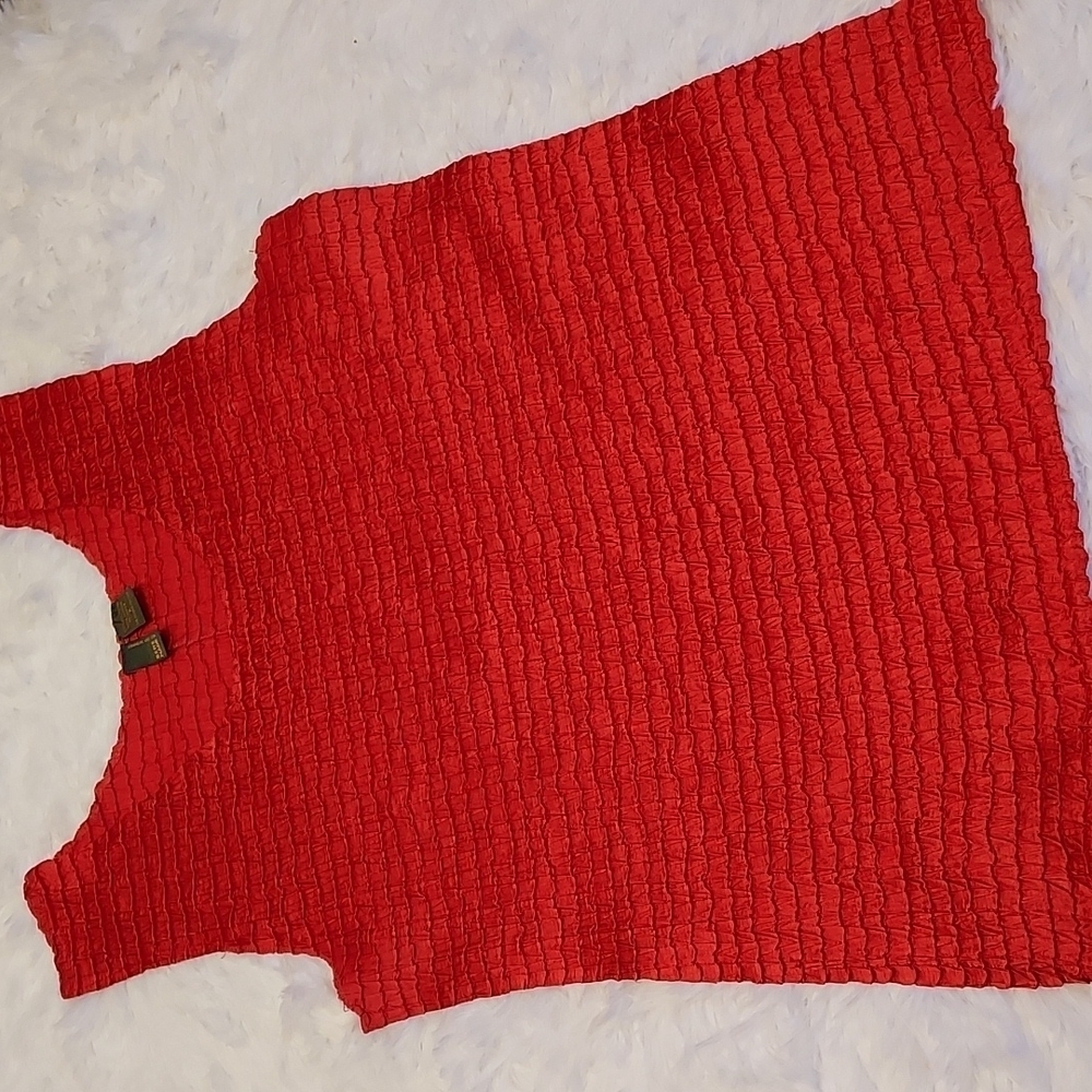 SERE nade tank top size xl, red stretchy